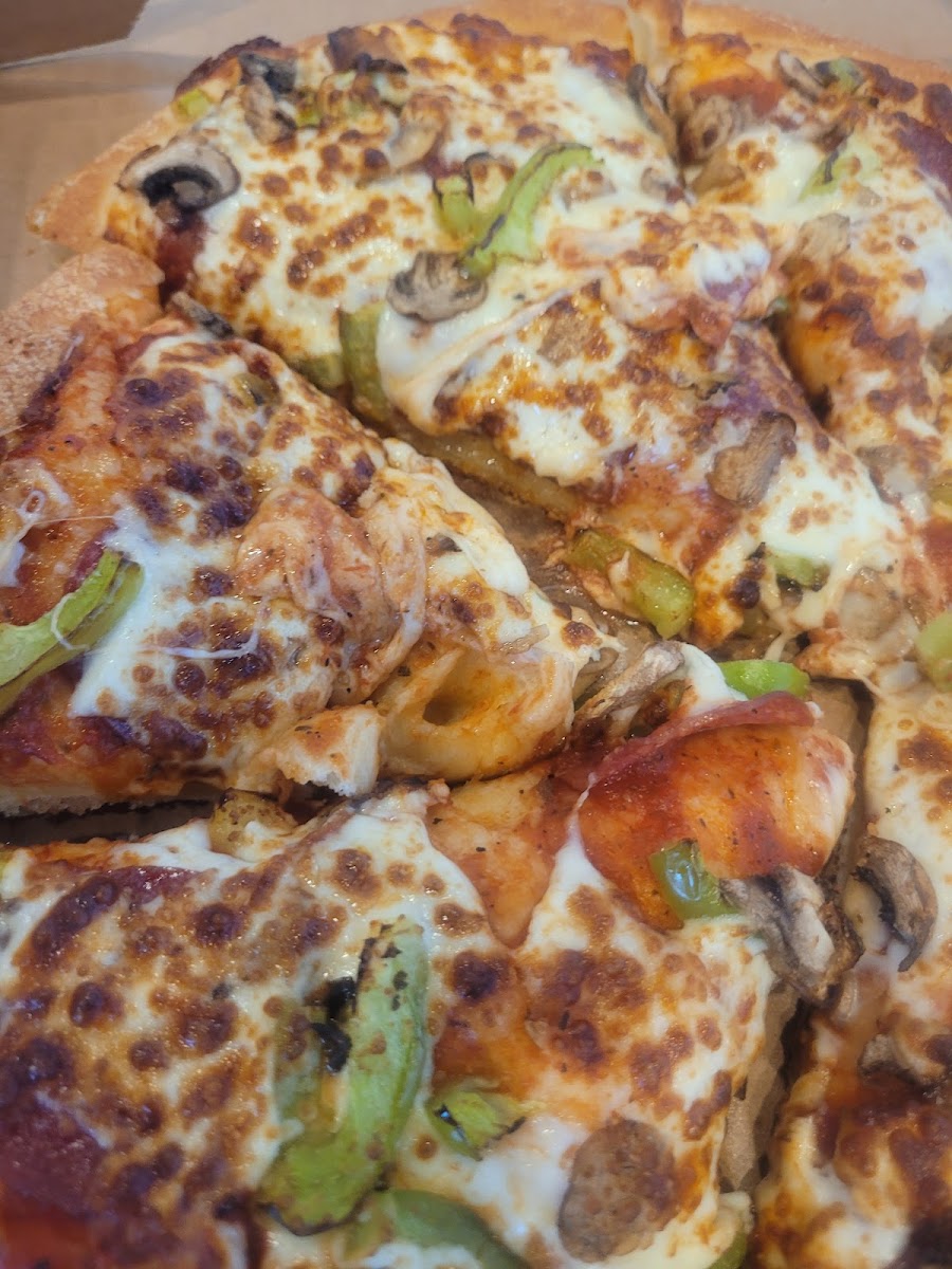 Pizza Hut Lake Country Photos 2